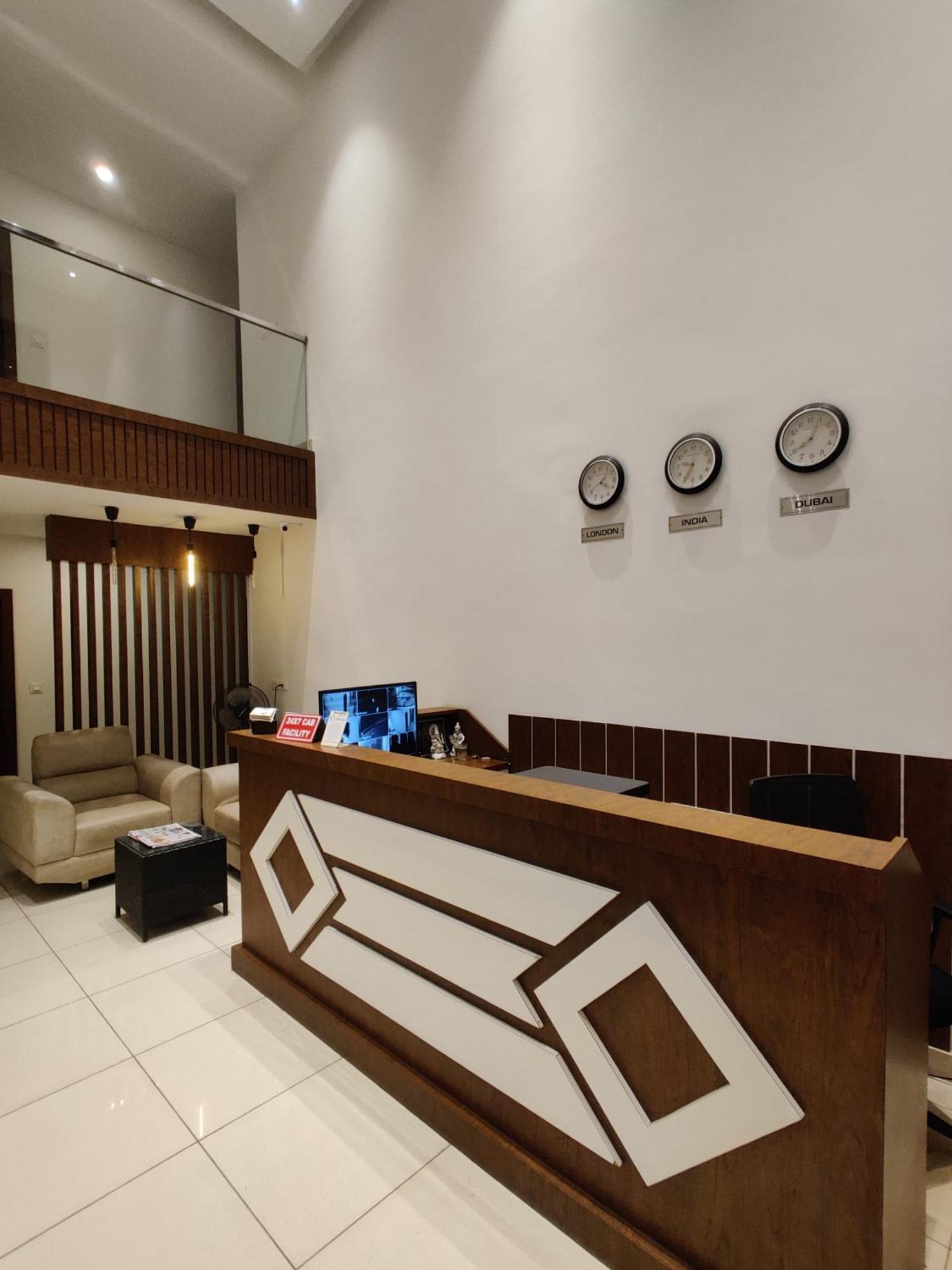 فندق Airport Regency دافانهالي المظهر الخارجي الصورة