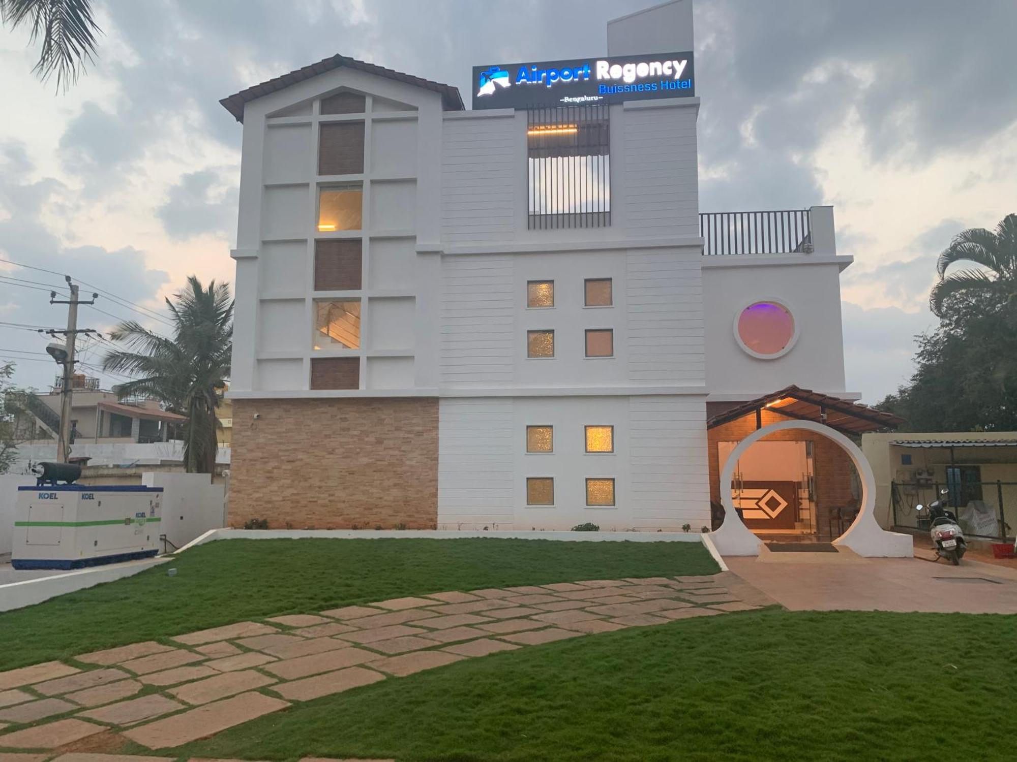 فندق Airport Regency دافانهالي المظهر الخارجي الصورة